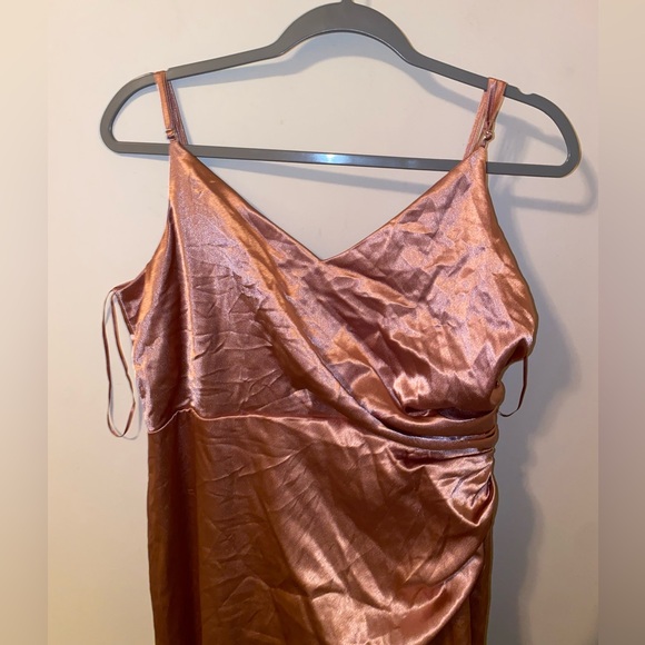 BIRDY GREY Catherine Dress Shiny Satin Desert Rose Size Large - Picture 6 of 9